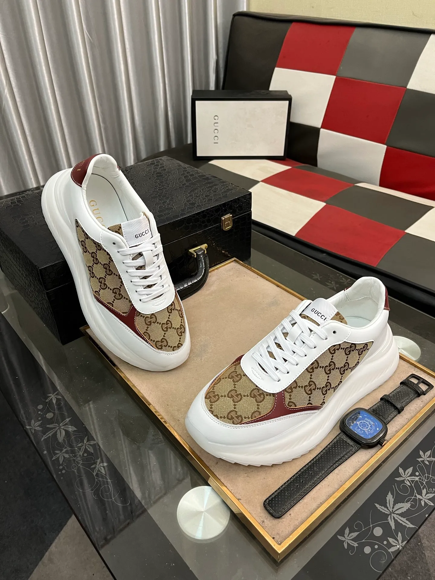 Men's shoes 💰458⌚️⌚️[GUCCI] The latest trendy men's casual shoes, the fabric is made of embossed cowhide imported from Italy, comfortable sheepskin lining + feet, the original outsole is wear-resistant and non-slip, high-level version, size: 38-444️⃣Colors available